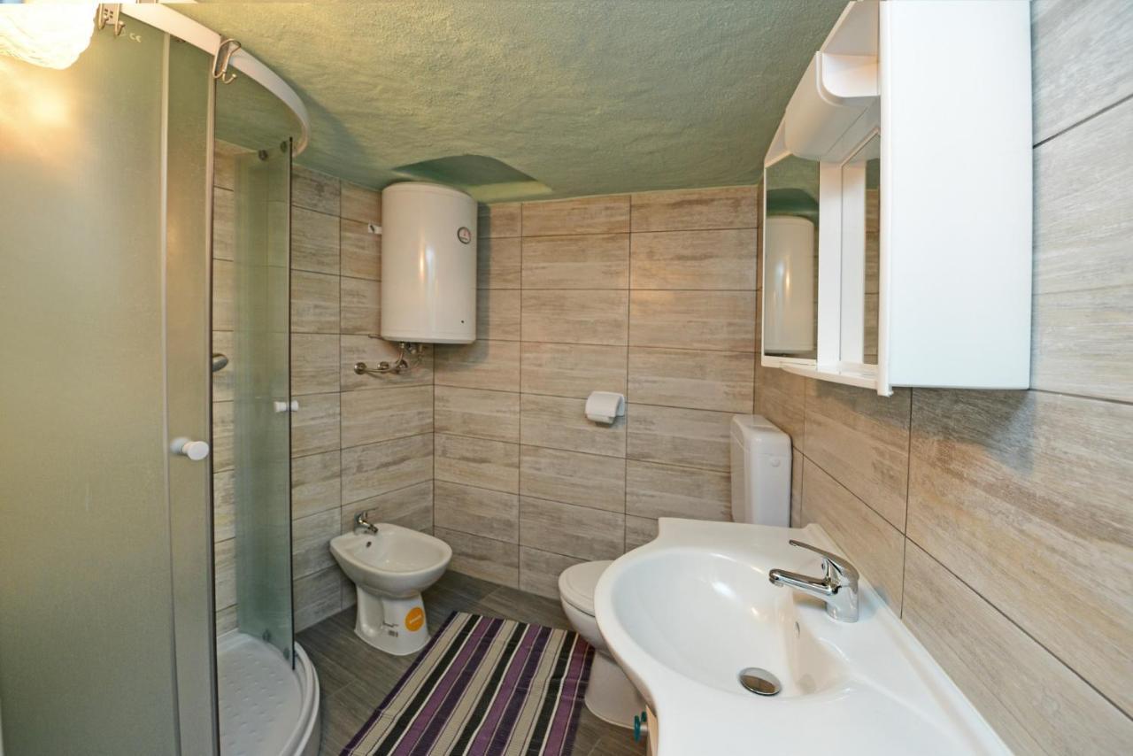 Maja Apartment Višnjan エクステリア 写真