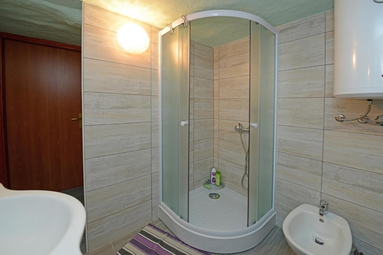 Maja Apartment Višnjan エクステリア 写真
