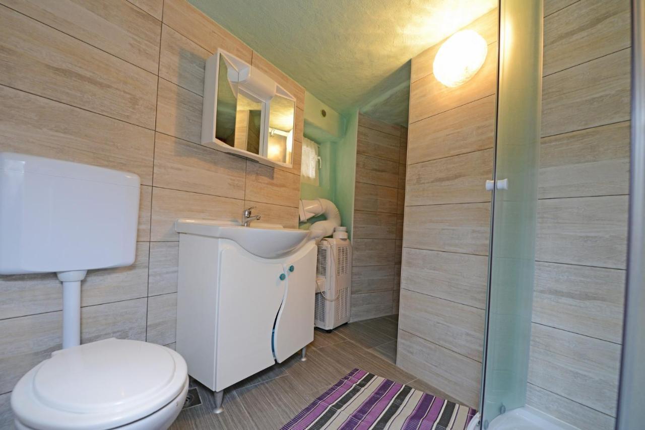 Maja Apartment Višnjan エクステリア 写真