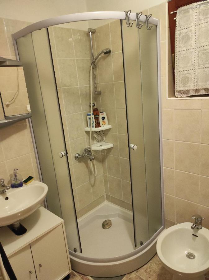 Maja Apartment Višnjan エクステリア 写真