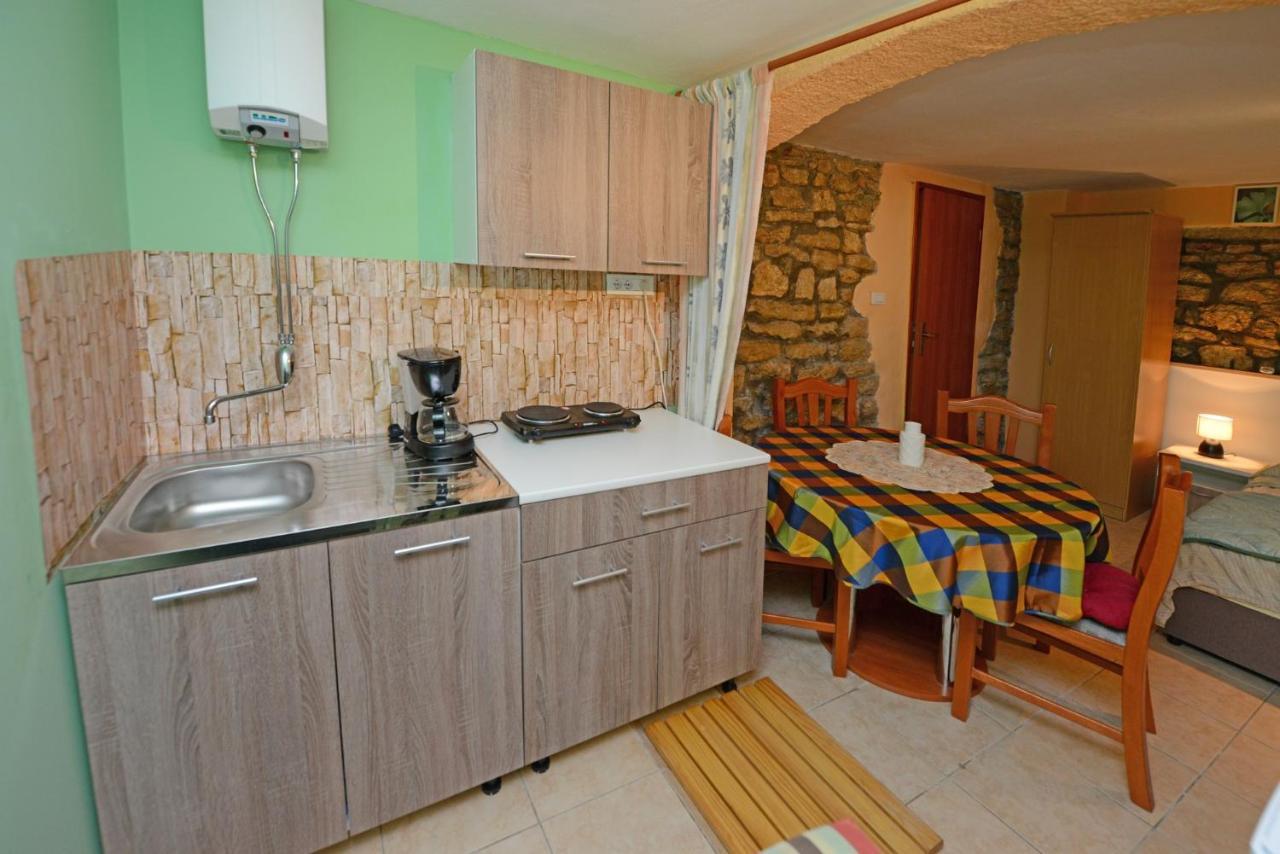 Maja Apartment Višnjan エクステリア 写真