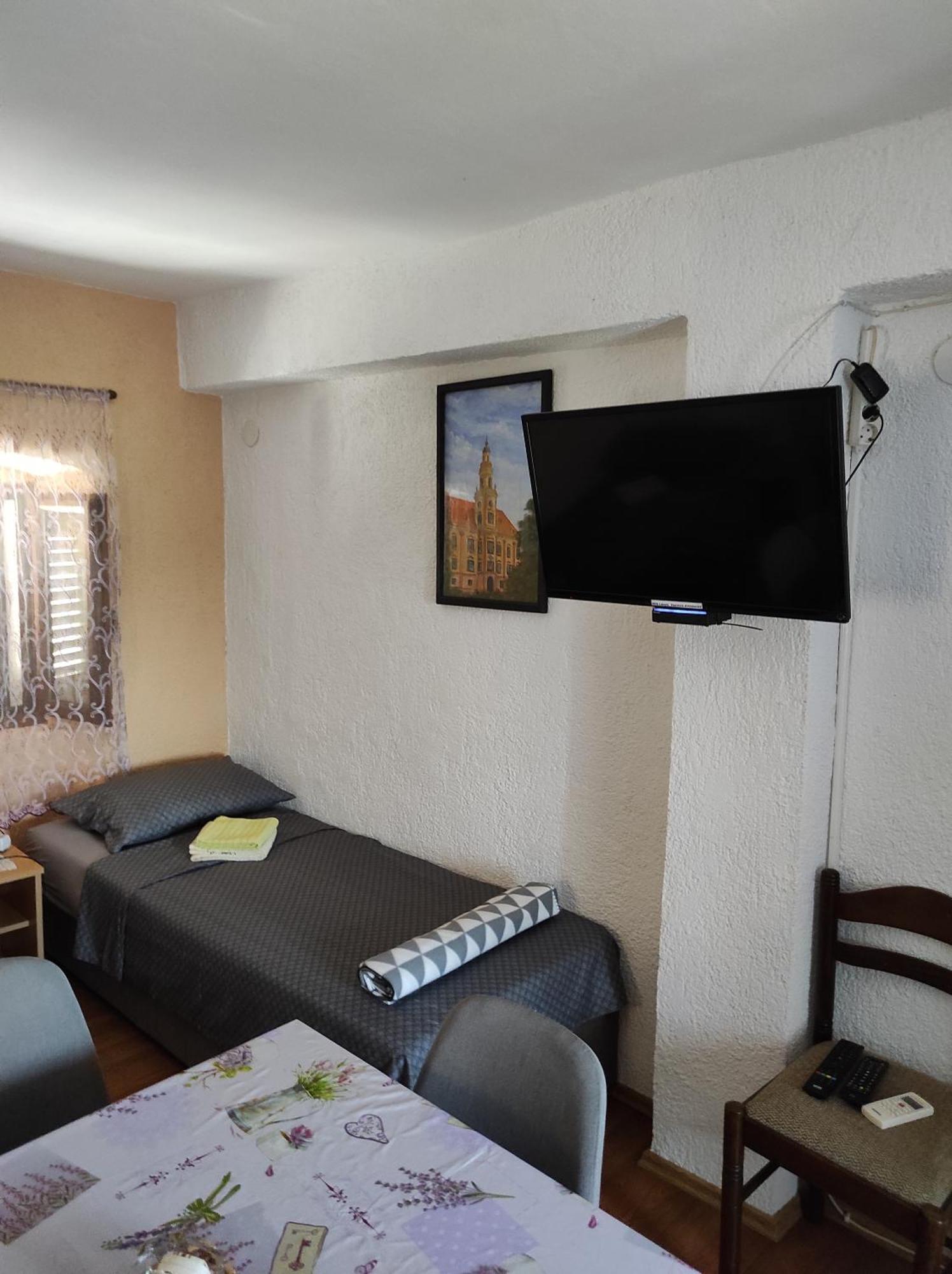 Maja Apartment Višnjan 部屋 写真