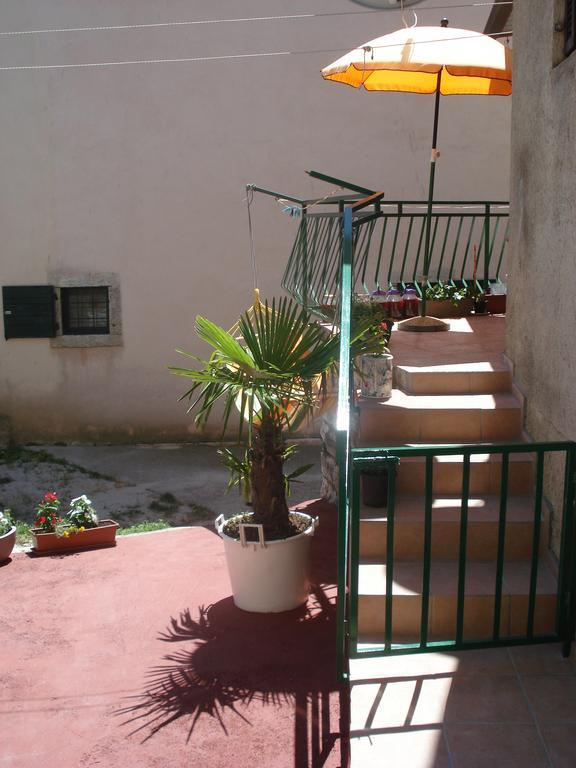 Maja Apartment Višnjan エクステリア 写真
